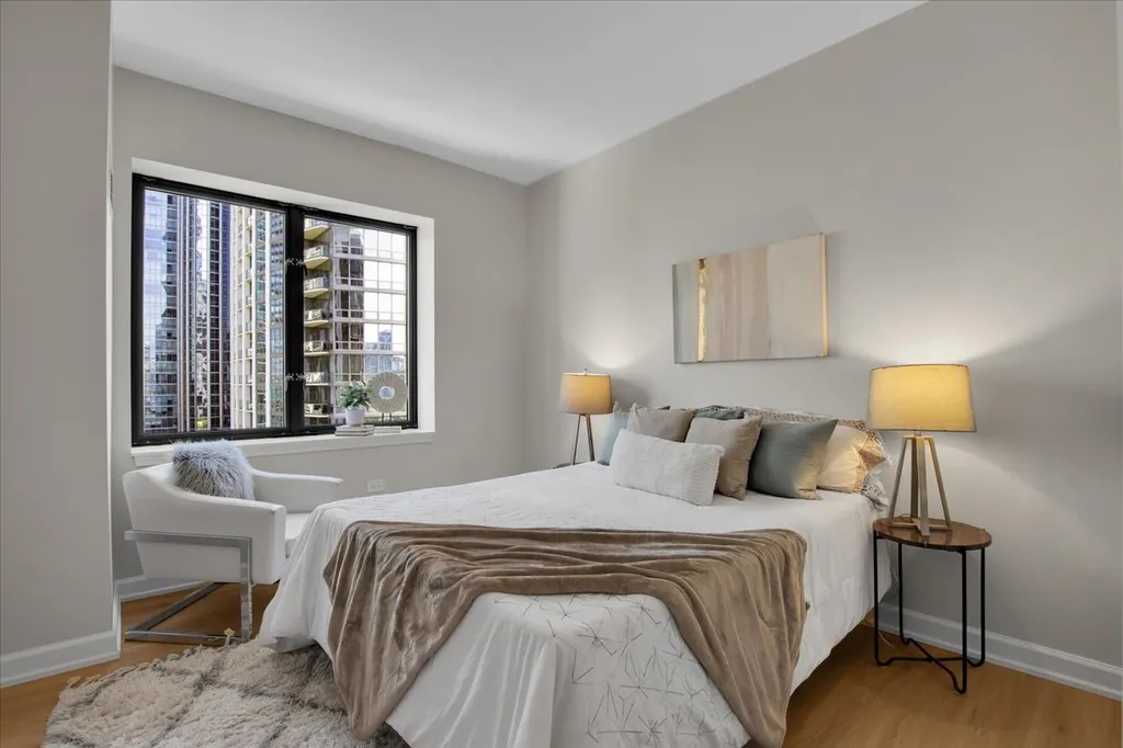 1322 South Prairie Avenue Chicago IL 60605