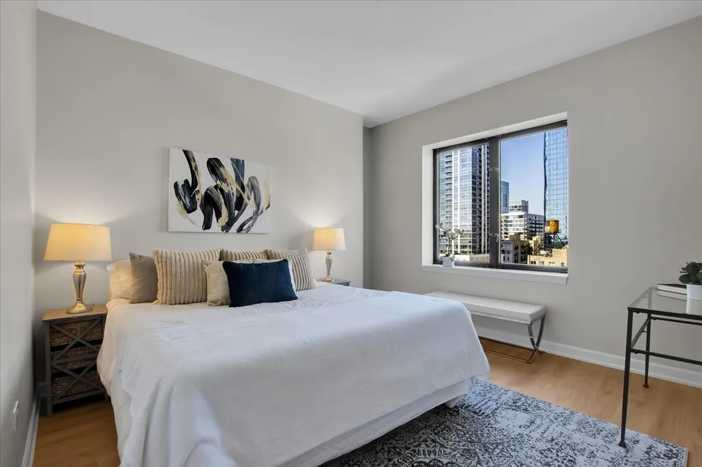 1322 South Prairie Avenue Chicago IL 60605