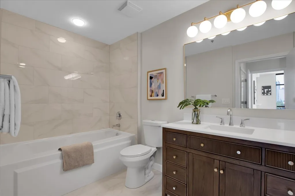1322 South Prairie Avenue Chicago IL 60605