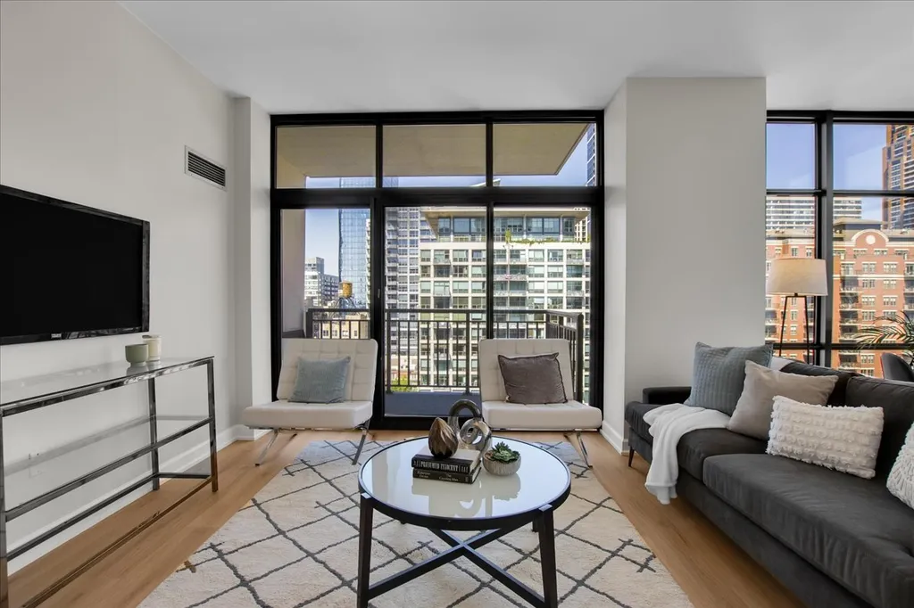 1322 South Prairie Avenue Chicago IL 60605
