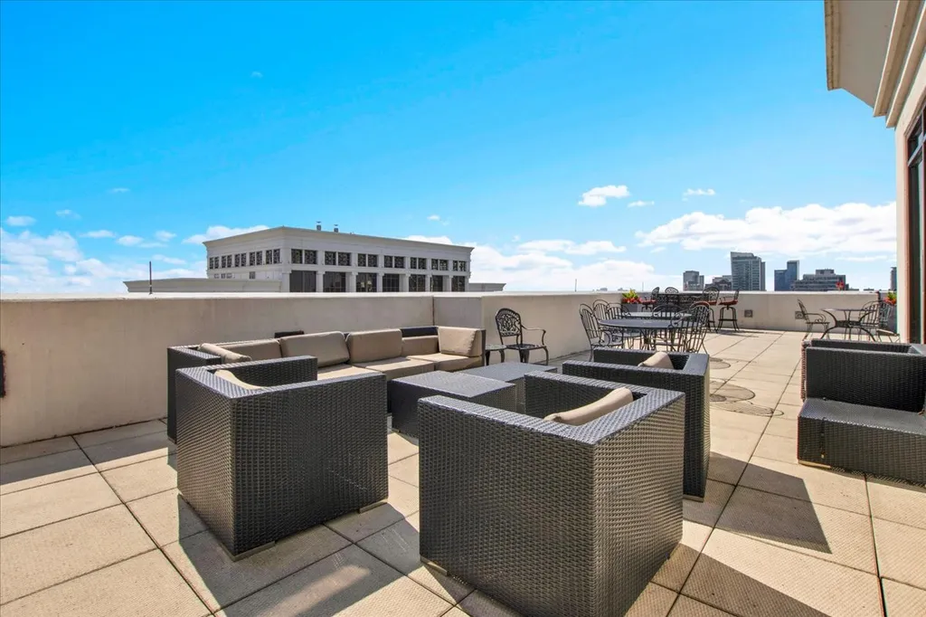 1322 South Prairie Avenue Chicago IL 60605
