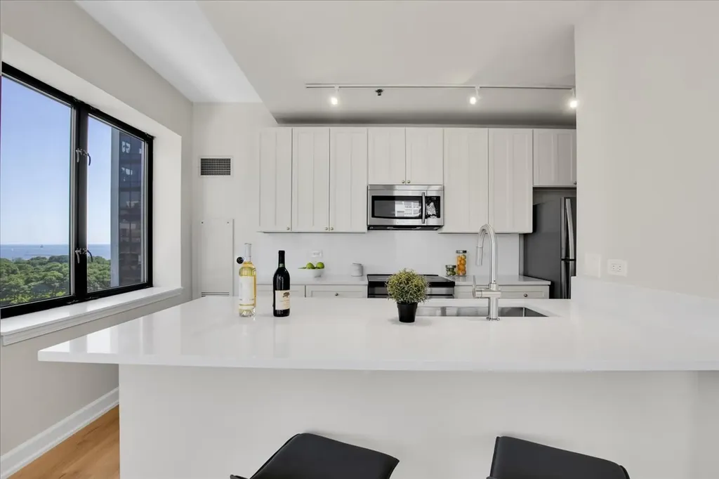 1322 South Prairie Avenue Chicago IL 60605