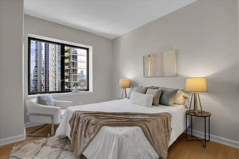 1322 South Prairie Avenue Chicago IL 60605