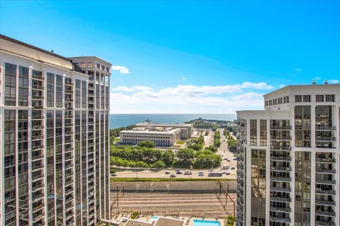 1322 South Prairie Avenue Chicago IL 60605