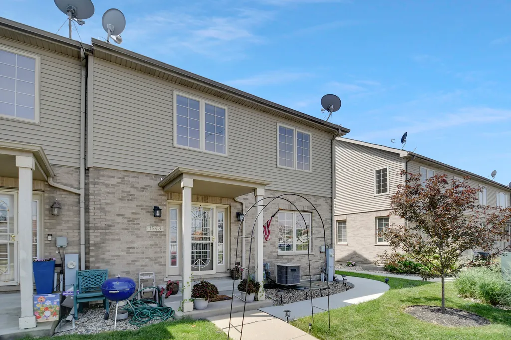 1543 West 122nd Street Chicago IL 60643