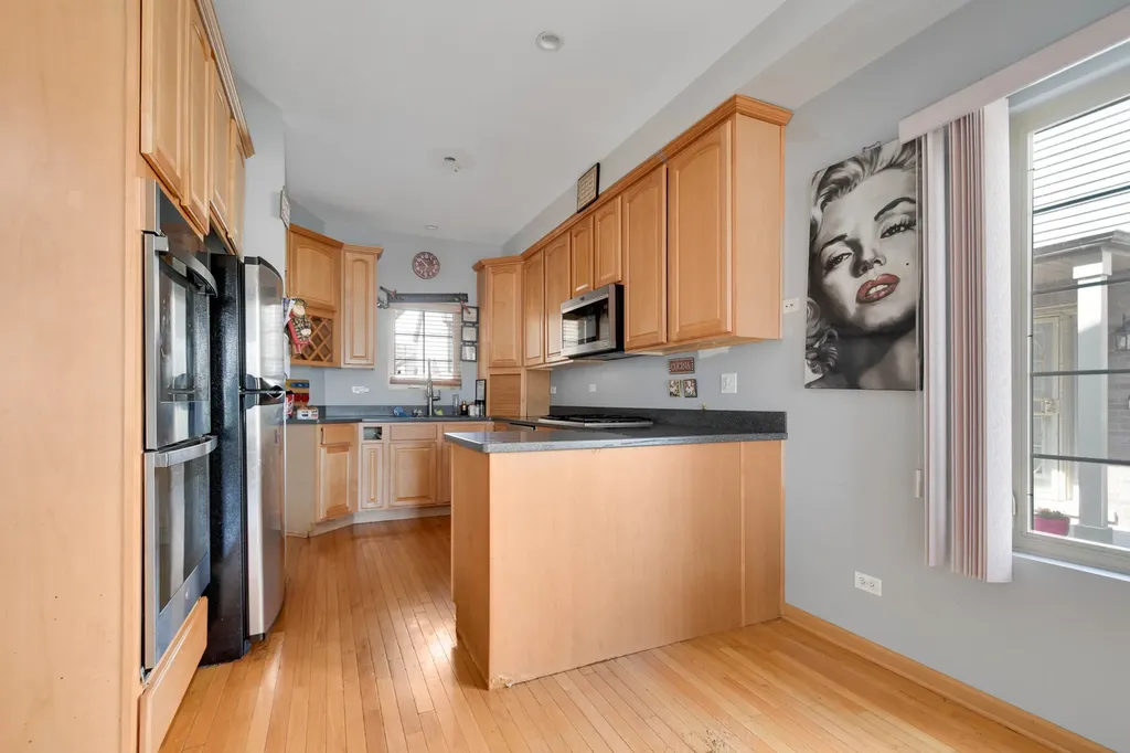 1543 West 122nd Street Chicago IL 60643