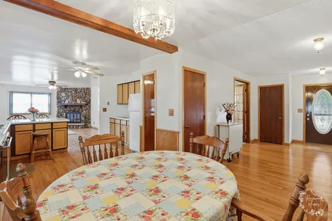 705 East Rosewood Street Watseka IL 60970