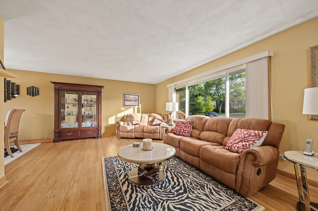 1236 Sandpiper Lane Naperville IL 60540
