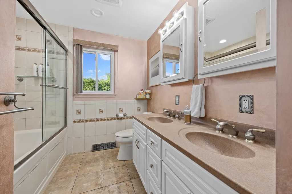 1236 Sandpiper Lane Naperville IL 60540