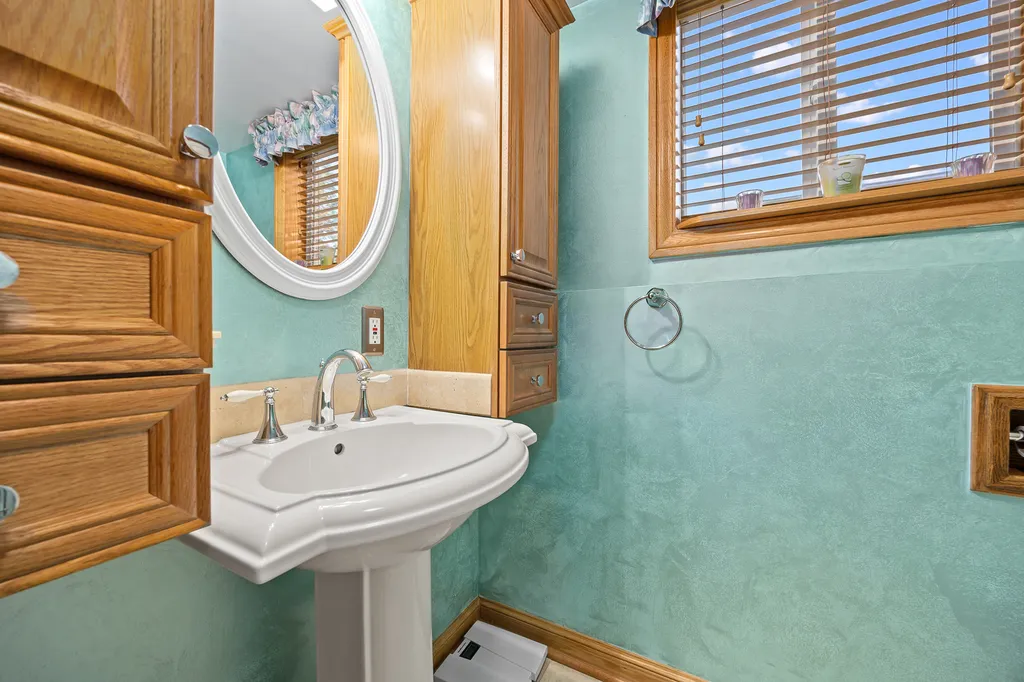 1236 Sandpiper Lane Naperville IL 60540