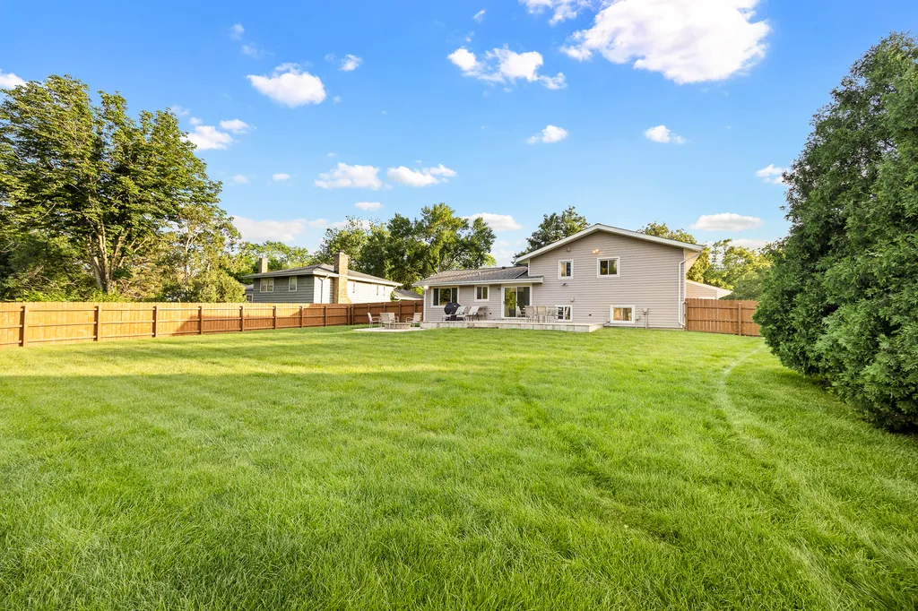1236 Sandpiper Lane Naperville IL 60540
