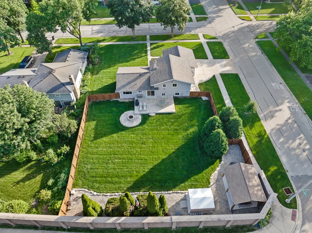 1236 Sandpiper Lane Naperville IL 60540
