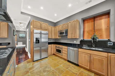 2239 West Washington Boulevard Chicago IL 60612