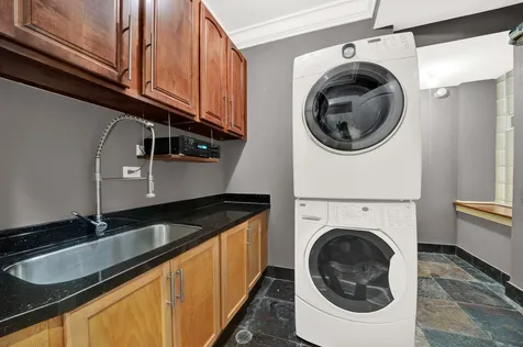 2239 West Washington Boulevard Chicago IL 60612