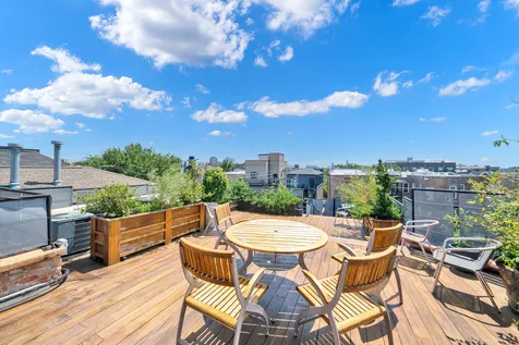 2239 West Washington Boulevard Chicago IL 60612
