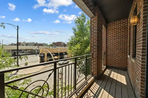 3416 North Sheffield Avenue Chicago IL 60657