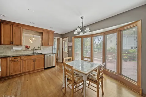 902 North Rohlwing Road Palatine IL 60074