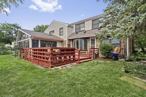 902 North Rohlwing Road Palatine IL 60074