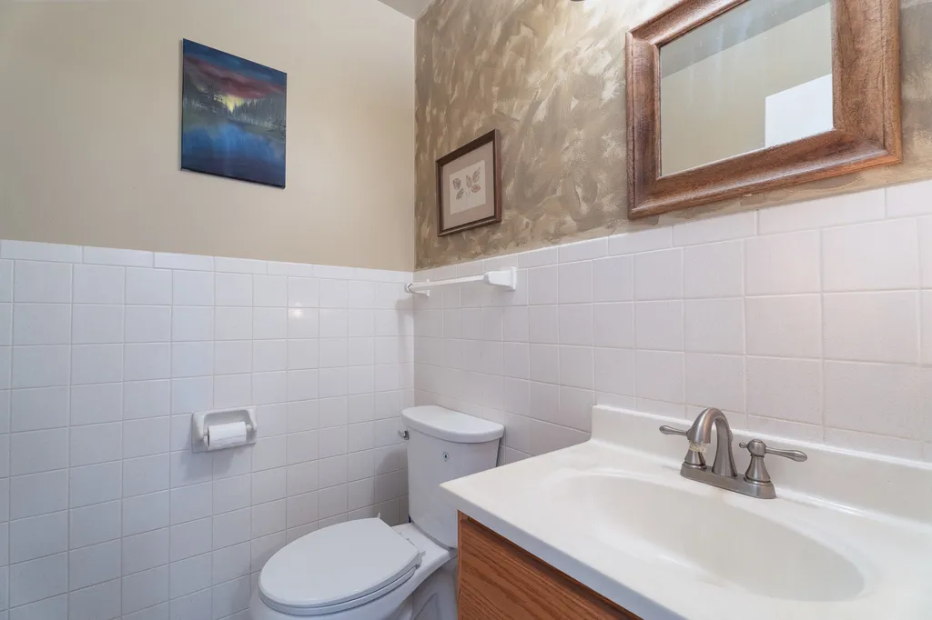 613 East 3rd Street Lockport IL 60441