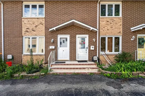613 East 3rd Street Lockport IL 60441