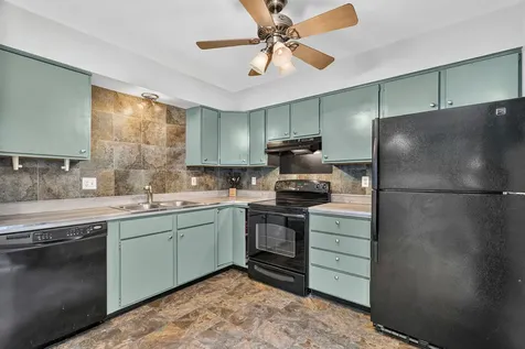 613 East 3rd Street Lockport IL 60441