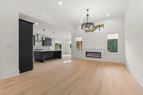 11175 Lizmore Lane Orland Park IL 60467