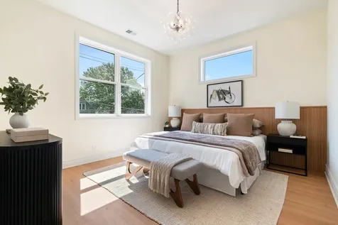 3329 North Whipple Street Chicago IL 60618