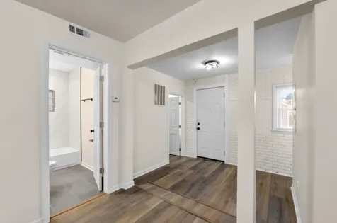 4971 North Kolmar Avenue Chicago IL 60630