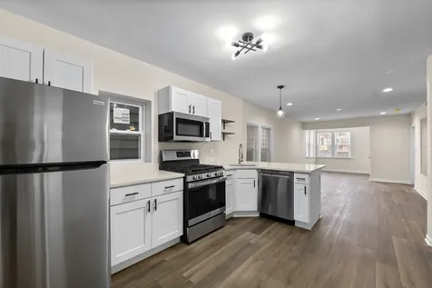 4971 North Kolmar Avenue Chicago IL 60630