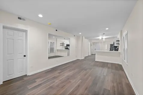 4971 North Kolmar Avenue Chicago IL 60630