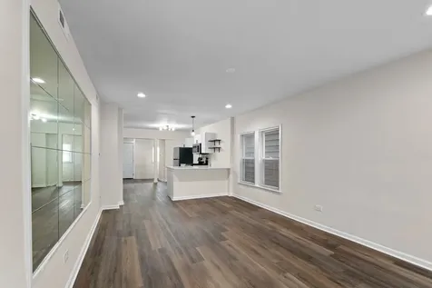 4971 North Kolmar Avenue Chicago IL 60630