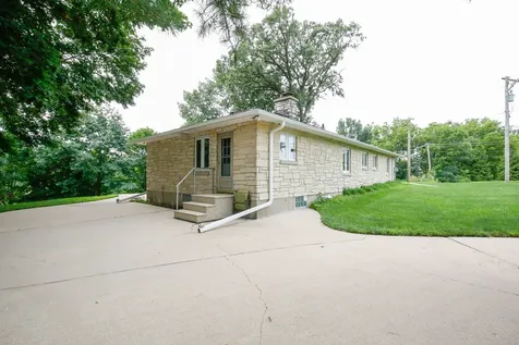 1742 Wolverine Road Dixon IL 61021