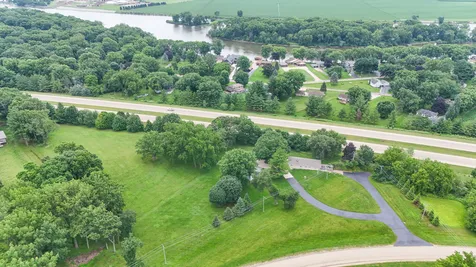 1742 Wolverine Road Dixon IL 61021