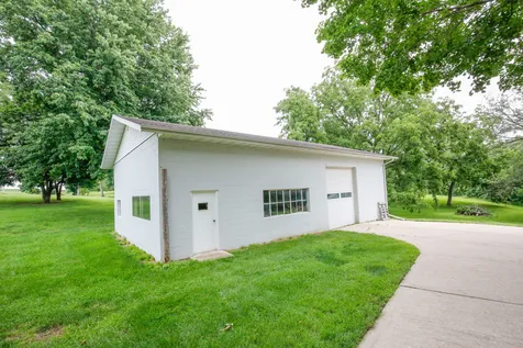 1742 Wolverine Road Dixon IL 61021