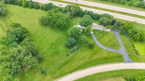 1742 Wolverine Road Dixon IL 61021