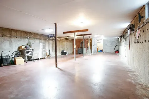 1742 Wolverine Road Dixon IL 61021
