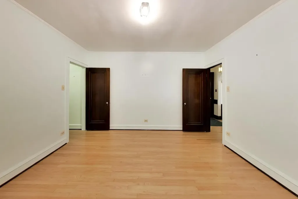 1631 North Natchez Avenue Chicago IL 60707