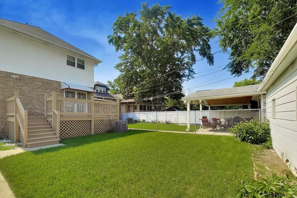 1631 North Natchez Avenue Chicago IL 60707