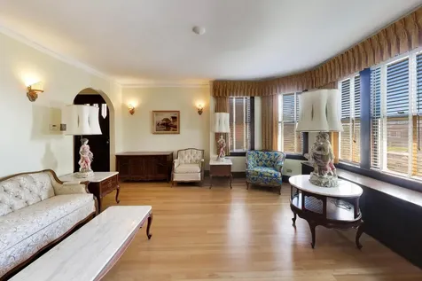 1631 North Natchez Avenue Chicago IL 60707