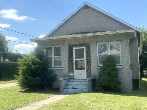 637 Crosat Street Lasalle IL 61301