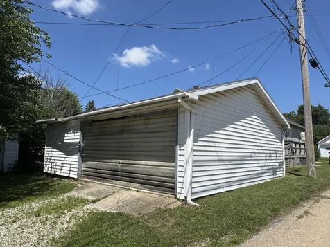 637 Crosat Street Lasalle IL 61301