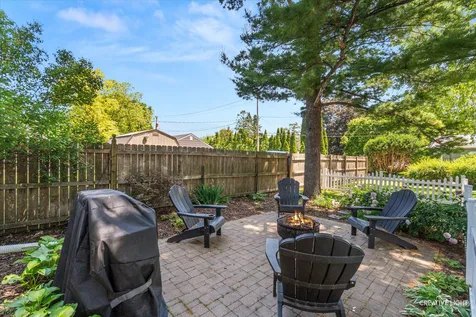 701 Edison Street Geneva IL 60134