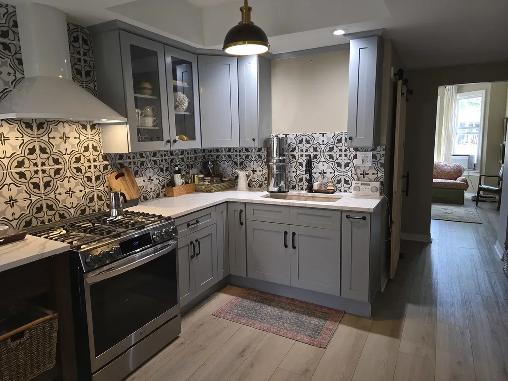 2238 West Carmen Avenue Chicago IL 60625