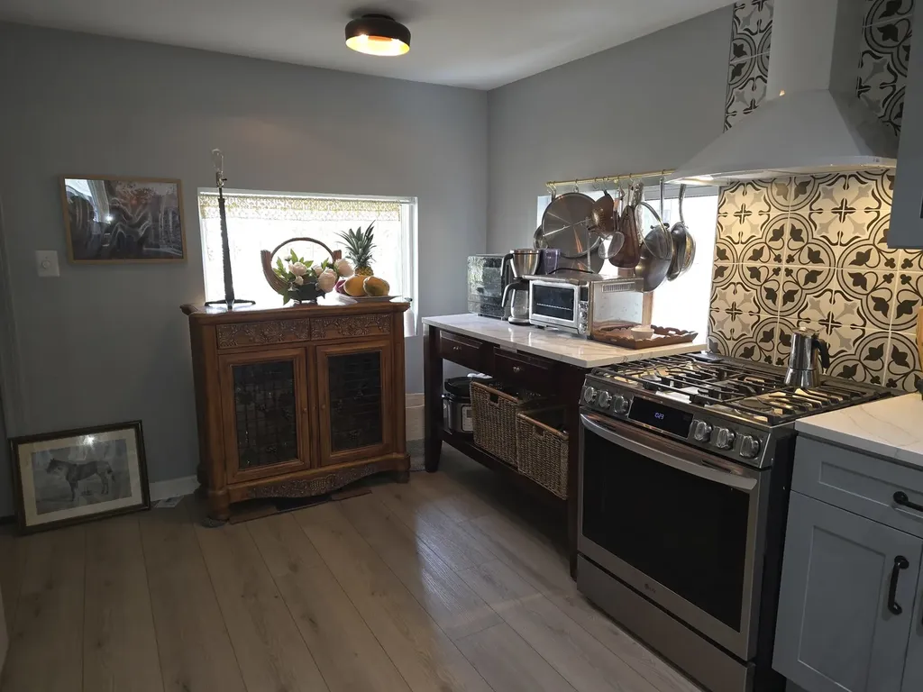 2238 West Carmen Avenue Chicago IL 60625