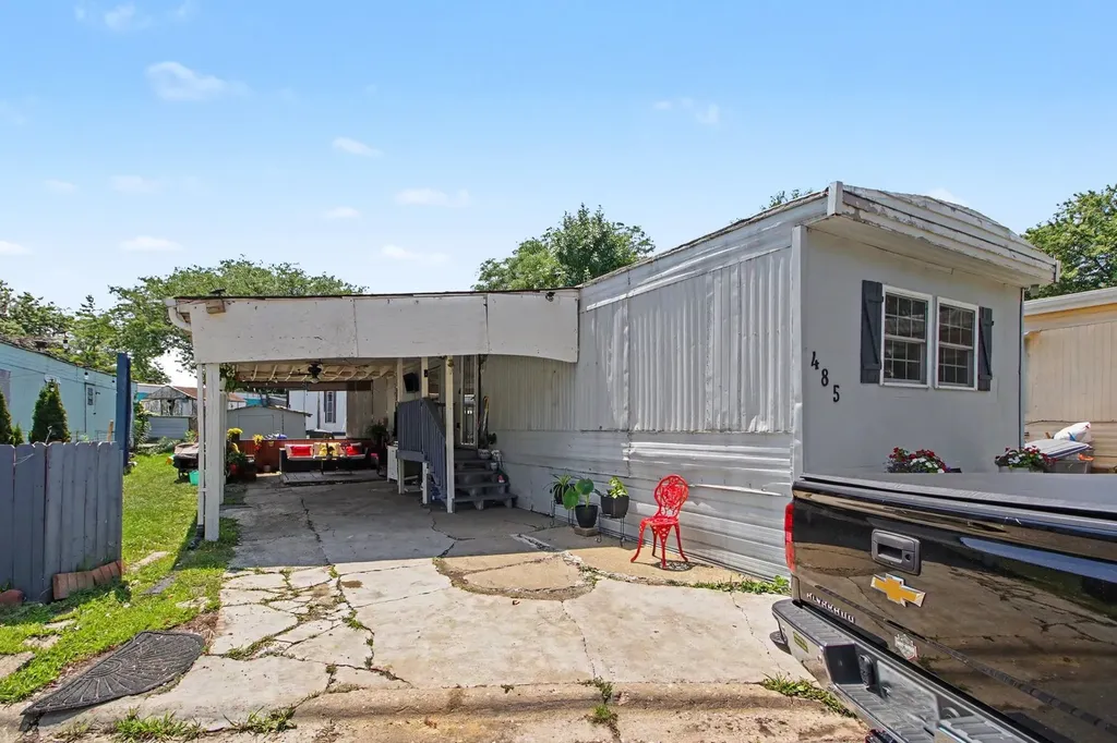 7500 Elmhurst Road Des Plaines IL 60018