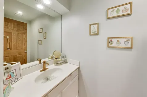 26443 North Ridge Court Mundelein IL 60060