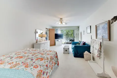 26443 North Ridge Court Mundelein IL 60060