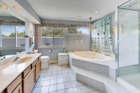 26443 North Ridge Court Mundelein IL 60060