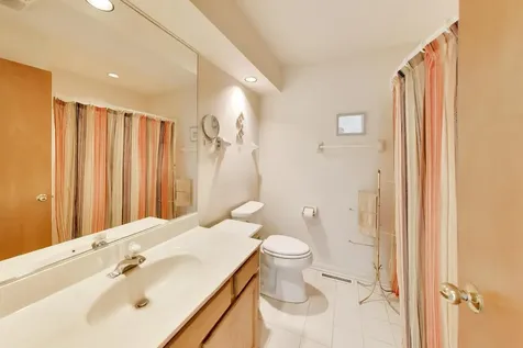 26443 North Ridge Court Mundelein IL 60060