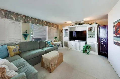 26443 North Ridge Court Mundelein IL 60060